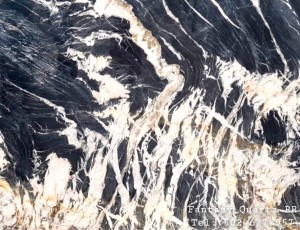 Kwarc naturalny Fantasty Quartz / Merkam lodz