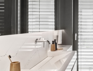 Blaty łazienkowe z konglomeratu Silestone