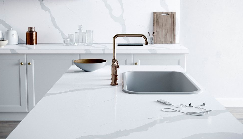 Wyprzedaż blat kuchenny z konglomeratu calacatta