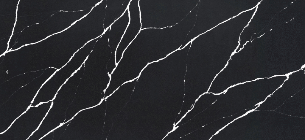 Wzór konglomeratu Siquartz Nero Marquina Merkam lodz i wyspa