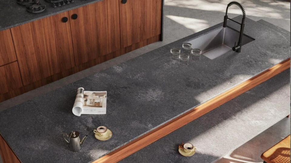 Blat z konglomeratu Caesarstone 4033 Rugged Concrete, matowa powierzchnia bez impregnacji