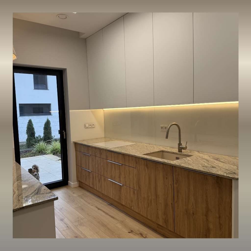 Blaty kuchenne Retkinia Łódź – Realizacja z granitu Colonial Gold. Blaty na wymiar Blaty kuchenne Retkinia Łódź – Realizacja z granitu Colonial Gold.