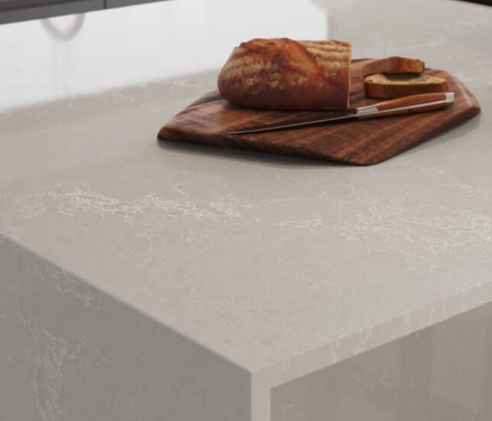 Blat z konglomeratu Caesarstone 5110 Alpine Mist