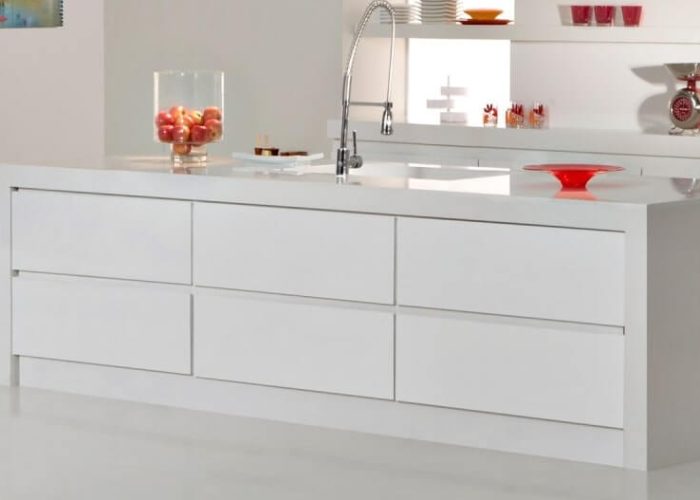 Blaty kuchenne z konglomeratu Caesarstone 2141 Blizzard Snow