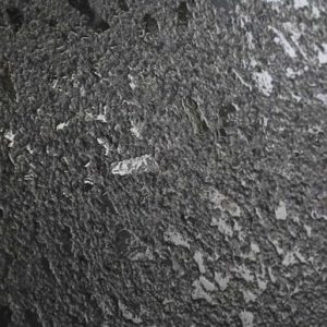 Granit Steel Grey Cares, wykończenie szczotkowane i polerowane, stalowoszary naturalny kamień Merkam